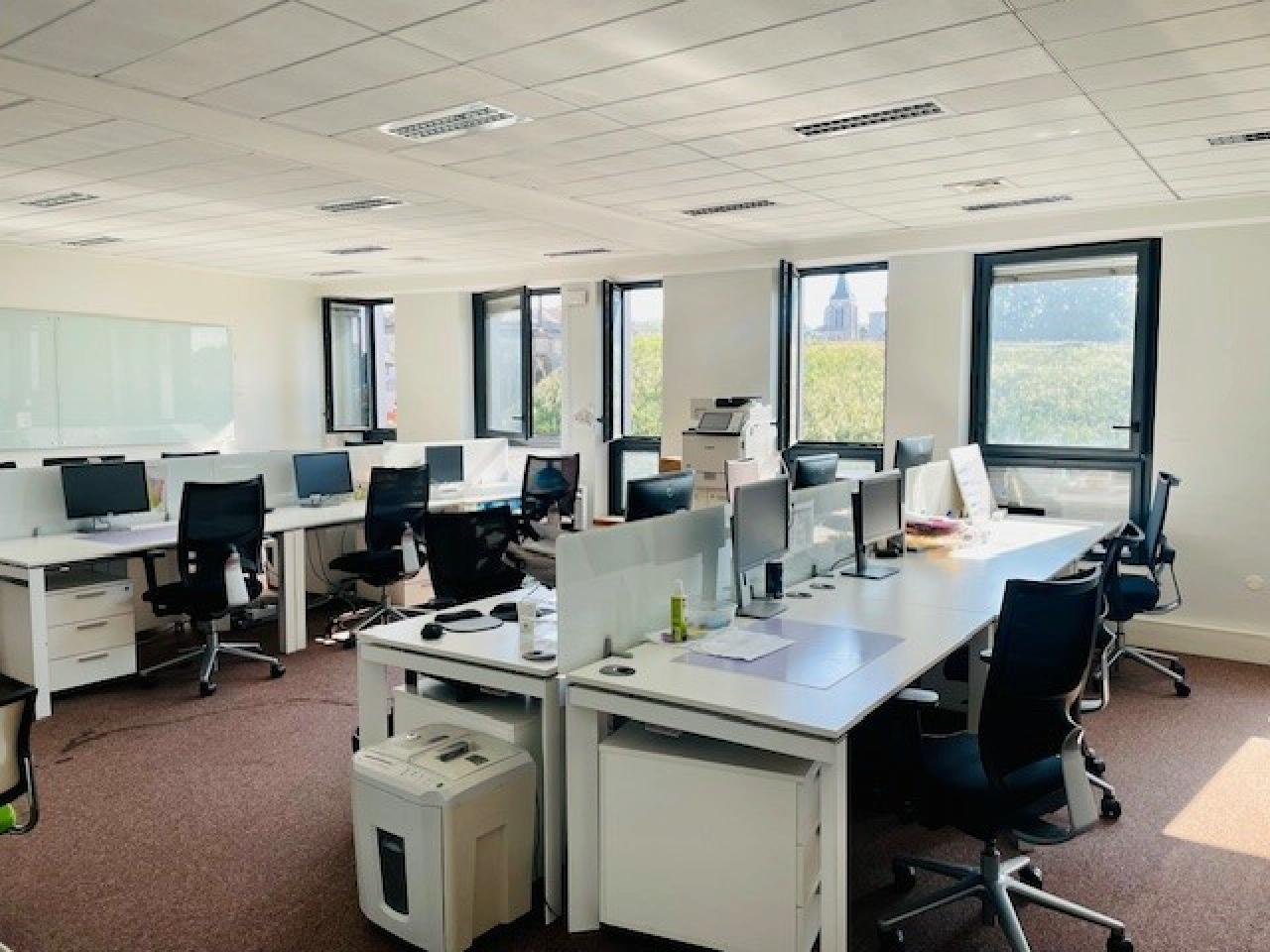 Bureau Massy 123m² Location bureau Massy Essonne OLBUR2532414 1